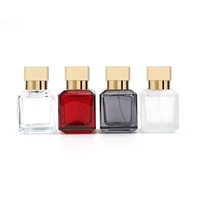 Flacon de parfum en verre carré ALKA de luxe 50ml 100ml avec pompe pulvérisatrice, diffuseur à bâtonnets, couleur personnalisée, sérigraphie, marquage à chaud, cosmétique