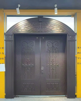 Porte de sécurité double en acier radial concentrique BOCHARM moderne avec poignée carrée et centre martelé pour villa