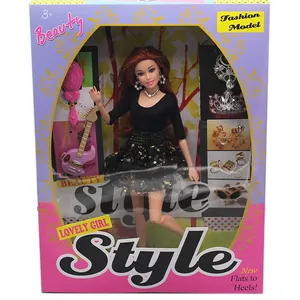 热销美容儿童玩具女孩模型娃娃套装在时尚服装上玩可爱娃娃