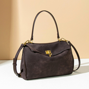 Bolso de piel de venado esmerilado de gran capacidad para mujer, cadena, decoración de letras, moda Otoño Invierno, cien marcas de bolsos, venta al por mayor - Product Image 6