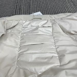 Giacca Imbottita Impermeabile <span class=keywords><strong>Grigio</strong></span> Chiaro con Collo Alto e Texture Esagonale per Pendolarismo Quotidiano e Uso all'Aperto - Product Image 4