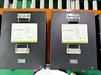 Batterie au lithium de grande capacité 51.2V Lifepo4 Solution de stockage d'énergie domestique à haut rendement