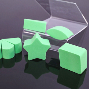 2024 Mới Nhất Thoải Mái Grip Ngôi Sao Năm Cánh Mềm Mại Ướt Và Khô Miễn Phí Mẫu Trang Điểm Bọt biển Máy Xay Sinh Tố Bột Phun - Product Image 3