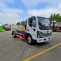 Camion de transfert de déchets municipal détachable Cheng Liwei 4x2 avec bras de ramassage à crochet et bras droit, pour la collecte des déchets