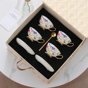 Service à thé et à café en porcelaine fine, ensemble théière et tasses à thé à motifs floraux en céramique - Product Image 5