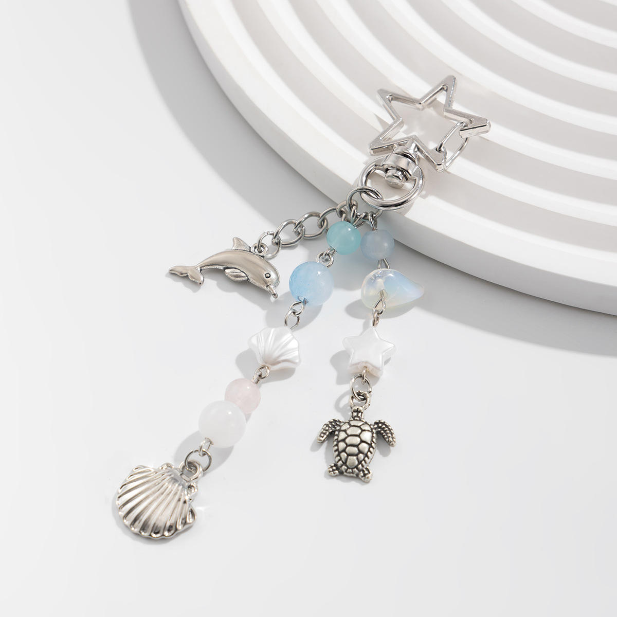 สีน้ำตาล