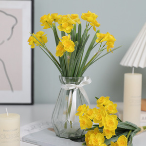 Fleurs artificielles en soie Ruilisi, narcisses, 3 branches, blanc et jaune, décorations pour la maison et les mariages - Product Image 2