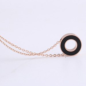 Collar Minimalista Hueco con Incrustaciones de Concha Blanca de 15 mm para Parejas Europeas y Americanas, de Acero Inoxidable y Titanio, Joyería para Uso Diario, Regalo - Product Image 3