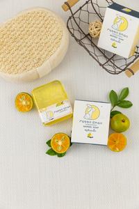 Barra de jabón facial Mapeed hecha en Tailandia, ingredientes para la limpieza facial, fruta Calamansi, buena para todo tipo de piel - Product Image 2