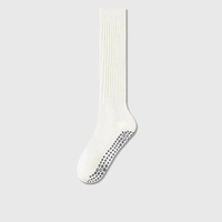 Chaussettes de yoga chaudes antidérapantes en coton pour femmes, idéales pour le Pilates, vente en gros