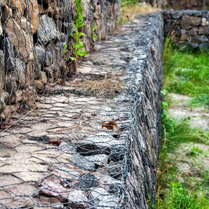 Chứng nhận CE 100x80x30cm Giá tốt nhất Vật liệu mạ kẽm nhúng nóng và Gabion lục giác phủ PVC - Product Image 3