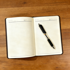 Diario de Lectura A5 Versión 2026 - Cuaderno de Tapa Dura de Lino para Reseñas y Seguimiento de Lecturas, Venta al por Mayor de Fábrica, Personalizado - Product Image 2