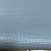 Rouleau de tissu de bâche pour camion tissu enduit bâche enduite pvc stock rouleau de bâche en PVC