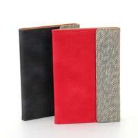 Carnet minimaliste en toile noire bicolore à motif quadrillé, tissu beige taupe moucheté, avec bordure arrondie