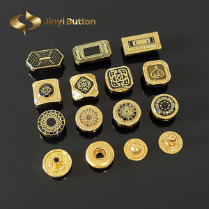 Bouton-Pression Jinyi sur Mesure, Marque Logo Motif Carré en Alliage de Zinc, Bouton à Quatre Parties pour Jubbah, Thobe et Vêtements - Product Image 3
