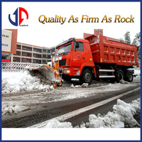 Balayeuse à neige multifonction entièrement fermée haute performance poussant la pelle d'hiver avec la charrue hydraulique de chargeur de roue de boeuf de dérapage