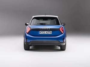 <span class=keywords><strong>MINI</strong></span> 2025 2.0T <span class=keywords><strong>COOPER</strong></span> S Artist, berline 5 portes et 5 places, avec moteur 2.0T 204 ch L4, idéale pour les trajets quotidiens - Product Image 3