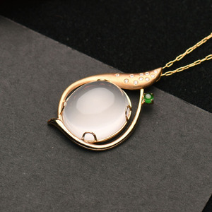 Qingyabailu Feicui, Diseño de Diamante de Cristal Natural, Material de Jade de Grado Hielo en Oro K, Estilo Clásico para Aniversario, Regalo para Terceros - Product Image 5
