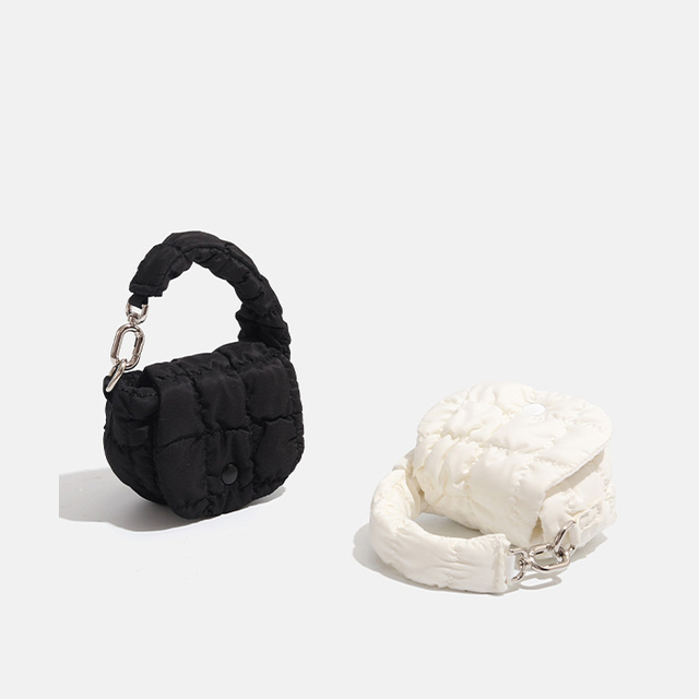 Fashion Mini Polyester Handbag Car Keychain Puffer Coin Purse Headphone Bag Charm with Hook & Loop Closure for Airpods