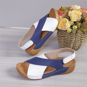 Vente en Gros Usine Nouveaux Sandales Compensées d'Été à Bout Ouvert Croisé pour Femmes Grandes Tailles Douces Confortables Antidérapantes Extérieur - Product Image 2