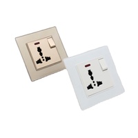 Enchufe de Pared Universal BENDI C42 86 Tipo 1, 16A 250V con Puerto USB, 3 Pines, IP22, Retardante de Llama, Enchufe de Latón, Estándar del Reino Unido