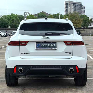 <span class=keywords><strong>Jaguar</strong></span> <span class=keywords><strong>E</strong></span>-<span class=keywords><strong>PACE</strong></span> 2024 R-Dynamic SE Noir d'occasion, Pack Noir, SUV, Économie de carburant, Livraison rapide - Product Image 5