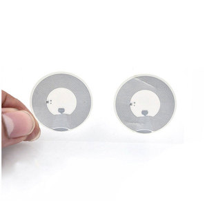 Dia25mm/dia30mm không thấm nước trống <span class=keywords><strong>NFC</strong></span> Tag <span class=keywords><strong>Sticker</strong></span> CuộN gói 144 byte 13.56MHz lập trình tráng với giấy/PVC/vật liệu vật nuôi - Product Image 5