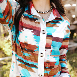 Camicie e Bluse da Donna con Motivo Azteco Occidentale, Colletto e Maniche Lunghe, Primavera-Autunno 2026 - Product Image 3