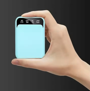 Banque d'Alimentation Compacte et Fine 10000 mAh avec Logo Personnalisé Type-C Micro, Puissance de Sortie 20W, Batterie Li-Polymère - Product Image 2