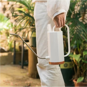 RUIPU 1200mL Regadera de plástico de estilo moderno Forma cilíndrica con varilla larga de acero inoxidable antigoteo para uso en el jardín - Product Image 2
