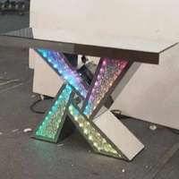 Table console moderne Crush Diamond avec lumière LED Nouveau design pour le salon pour l'appartement, l'atelier, la blanchisserie, l'entrepôt et la villa.