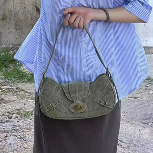 Nouveau sac Y2K rétro, sac à bandoulière style streetwear, sac hobo vert à rivets, sac de créateur punk cool, sac sous le bras - Product Image 2