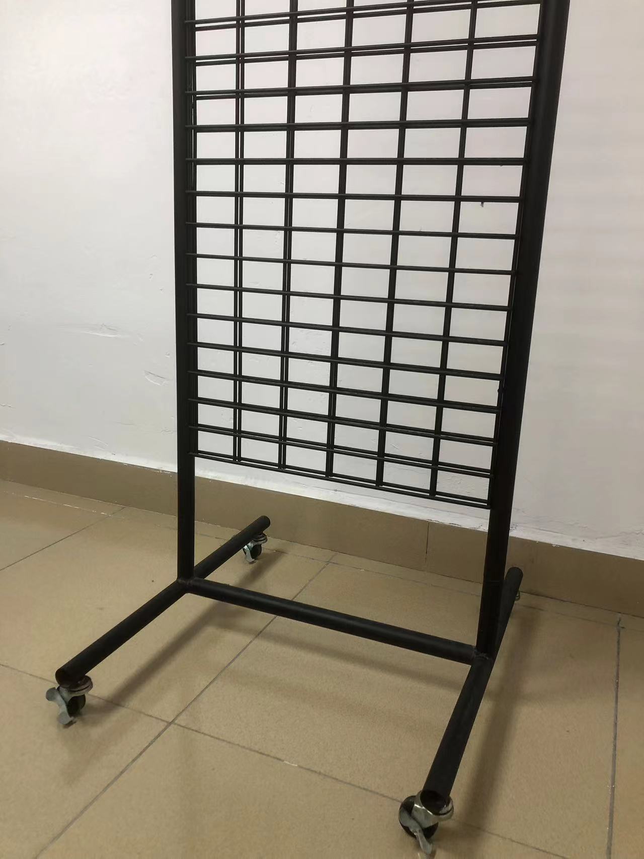 Hot Sale Simple Metal Display Rack Wire Plate Double-side Floor Stand Shelf with Movable Hooks for Supermarket — view 4