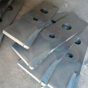 Pièces <span class=keywords><strong>de</strong></span> marteau en alliage <span class=keywords><strong>de</strong></span> carbure <span class=keywords><strong>de</strong></span> tungstène pour les moissonneuses utilisées dans la lame <span class=keywords><strong>de</strong></span> pulvérisateur <span class=keywords><strong>de</strong></span> machine à battre - Product Image 3