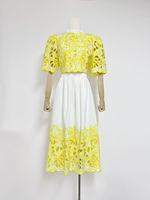 Ensembles de tweed printemps/été pour femmes de haute qualité hauts brodés 2 pièces + jupe à col montant en rose et bleu