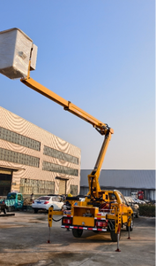 Plateforme de travail isolée télécommandée à flèche articulée hybride automatique de 13,5 m, propulsée au diesel, pour travaux en hauteur FOTON - Product Image 3