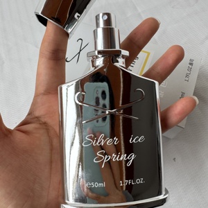 <span class=keywords><strong>Eau</strong></span> <span class=keywords><strong>de</strong></span> <span class=keywords><strong>Parfum</strong></span> Unisexe Silver Mountain Water 100ml Pour <span class=keywords><strong>Homme</strong></span> Vente en Gros <span class=keywords><strong>Parfum</strong></span> <span class=keywords><strong>de</strong></span> Marque Original pour <span class=keywords><strong>Homme</strong></span> - Product Image 6