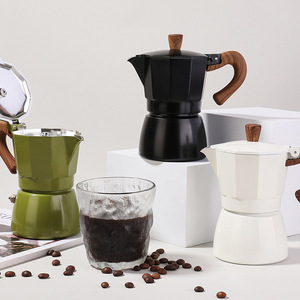 Cafetière Moka Italienne en Gros, OEM, Personnalisable avec Logo et Emballage, en Aluminium pour Plaque de Cuisson avec Couvercle - Product Image 3