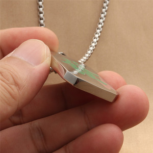 Collar con colgante de Mahjong de acero inoxidable con característica de Fa verde para hombre, joyería de regalo - Product Image 3