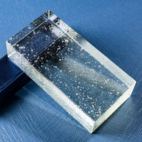 Pierres de verre architecturales solides et briques de verre cristallin, utilisées dans les salles de bain, les bâtiments extérieurs et les lieux de divertissement