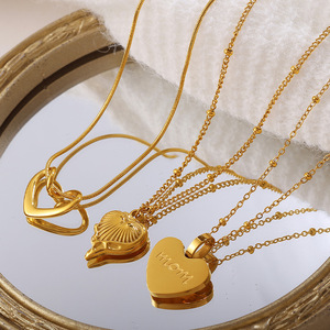 Collar con colgante en forma de corazón con grabado de mamá, aleación de zinc, joyería de moda para mujer, regalo para el día de la madre - Product Image 1