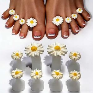 Separador de Dedos de Silicona, Separador de Uñas, Herramienta de Uñas con Pedrería en Forma de Gota de Agua, Separador de Dedos del Pie - Product Image 4