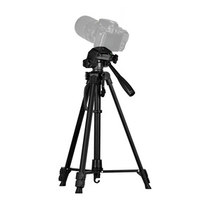Trípode Flexible de Aleación de Aluminio 3520 Profesional para Cámara Réflex Digital con Nivel de Burbuja y Bolsa de Transporte para Cámara y Teléfono Inteligente - Product Image 3
