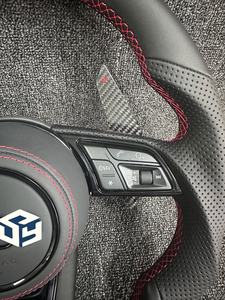 Volante in Pelle Nera/ Nero Lucido/ LED in Fibra di Carbonio per <span class=keywords><strong>Audi</strong></span> S5 A4 B8 B8.5 B9 RS5 RS6 A6 C7 S7 A7 S8 A3 A8 TT - Product Image 2