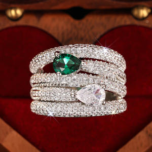 Anillo de Compromiso de Esmeralda para Mujer T0993, con Engaste Pavé, Forma de Pera, Piedra Natural, Anillos de Moda - Product Image 2