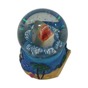Sculpture tête de requin artisanale en résine personnalisée Statue d'animal Boule à neige <span class=keywords><strong>Aquarium</strong></span> cadeaux souvenirs décoration de la maison ornement figurine - Product Image 6