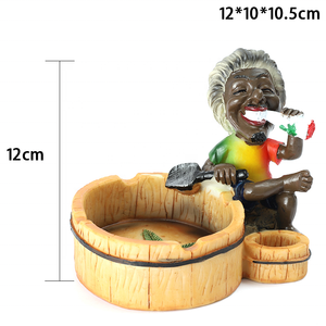 Design personalizzato all'ingrosso arti esotiche che assorbono il fumo stampa stampata fatta fumatori posacenere in resina per erbe - Product Image 5