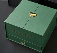 Boîte cadeau pour bijoux haut de gamme personnalisée à double porte, doublée de mousse, avec tiroir, aimant en forme de cœur doré, logo imprimé en relief, boîte d'emballage