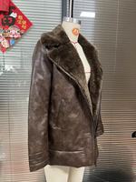 Veste en similicuir PU effet fourrure vintage pour femme, col à revers large, doublure épaisse en fausse fourrure, fermeture éclair diagonale, manteau chaud d'hiver style motard