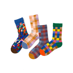 <span class=keywords><strong>2022</strong></span> personnalisé nouveau Style vente chaude couleur treillis personnalisé géométrique Jacquard femmes coton chaussettes - Product Image 1